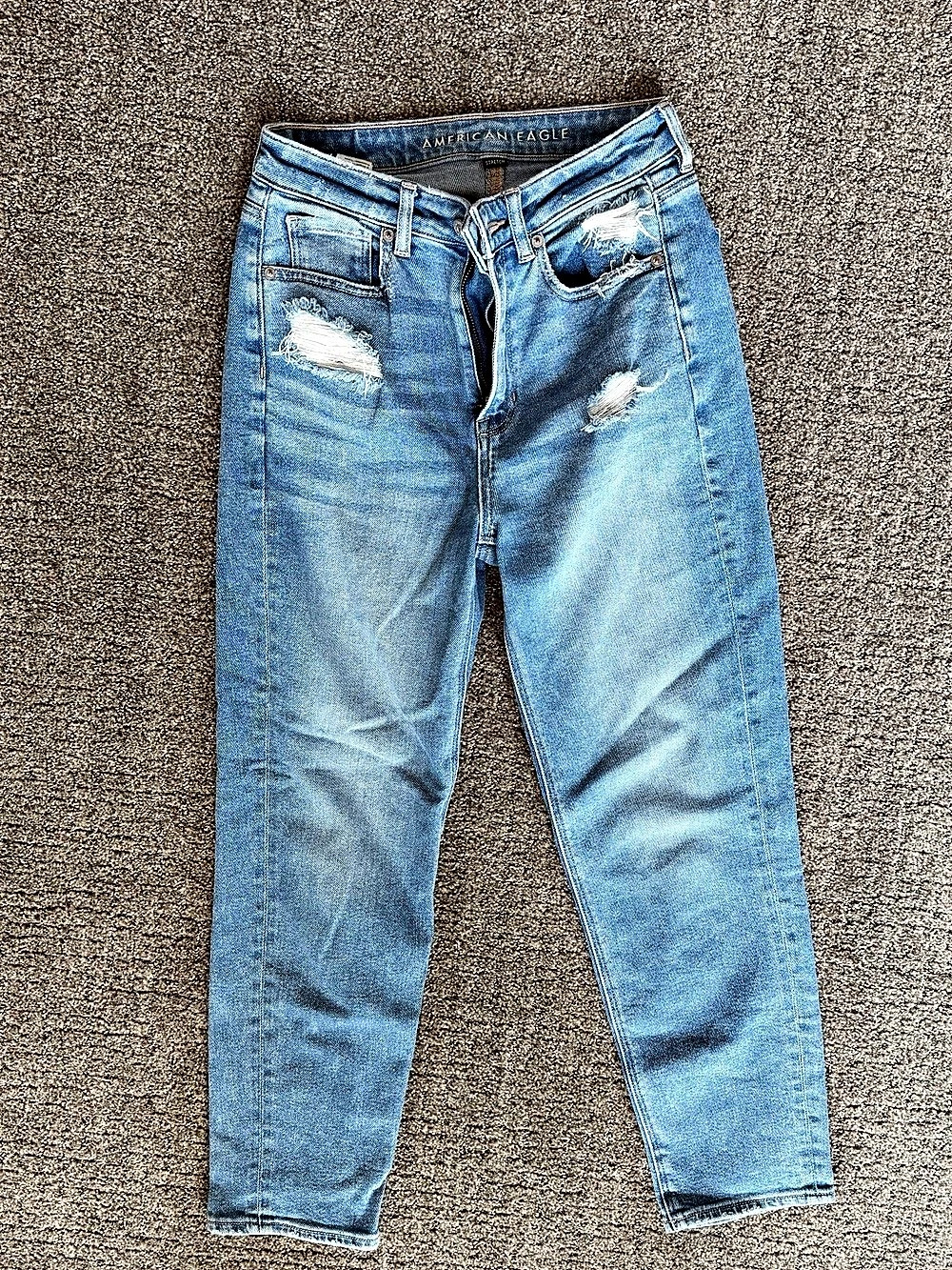 Women’s American Eagle Mom Jeans
